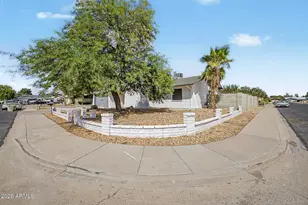 15243 N 52nd Dr, Glendale, AZ 85306 - Photo 6
