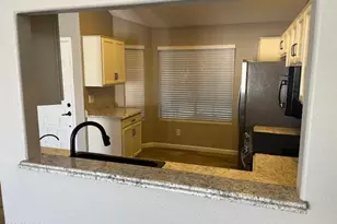 3920 E Orchid Ln, Phoenix, AZ 85044 - Photo 8