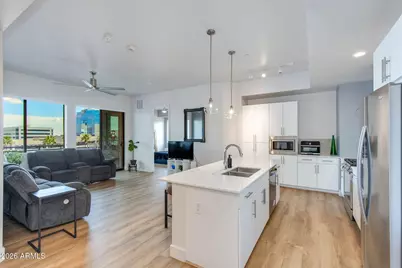 3131 N Central Avenue #5002, Phoenix, AZ 85012 - Photo 6