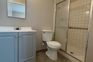 6301 W Earll Dr, Phoenix, AZ 85033 - Photo 10