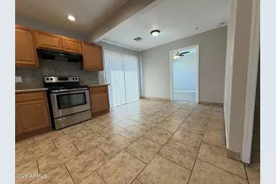 6301 W Earll Drive, Phoenix, AZ 85033 - Photo 4