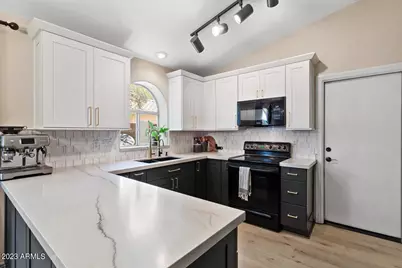 1891 W Longhorn Drive, Chandler, AZ 85286 - Photo 2