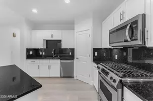 945 E Playa Del Norte Dr, Tempe, AZ 85288 - Photo 14