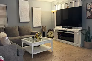 3152 W Crest Ln, Phoenix, AZ 85027 - Photo 10