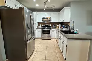 3152 W Crest Ln, Phoenix, AZ 85027 - Photo 20