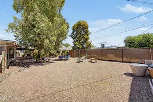 2233 N Sunset Dr, Mesa, AZ 85215 - Photo 38