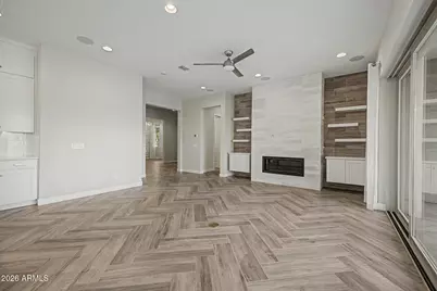 2847 E Los Gatos Drive, Phoenix, AZ 85050 - Photo 8