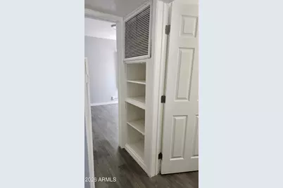 7561 N 27th Avenue, Phoenix, AZ 85051 - Photo 10