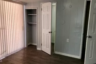 7561 N 27th Ave, Phoenix, AZ 85051 - Photo 16