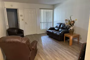 8131 N 107th Ave, Peoria, AZ 85345 - Photo 18