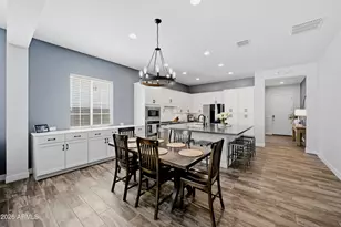 153 N Abalone Dr, Gilbert, AZ 85233 - Photo 10
