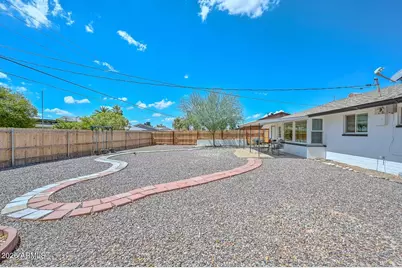 10131 W Alabama Avenue, Sun City, AZ 85351 - Photo 38