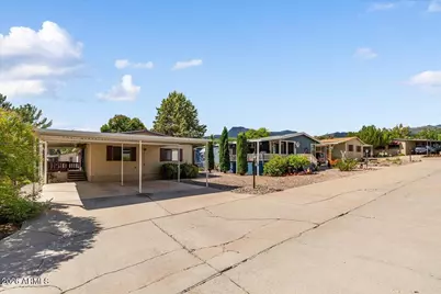 327 Lampliter Village, Clarkdale, AZ 86324 - Photo 2