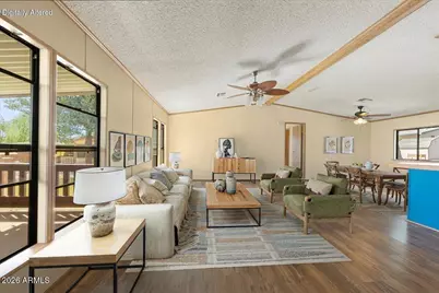 327 Lampliter Village, Clarkdale, AZ 86324 - Photo 4
