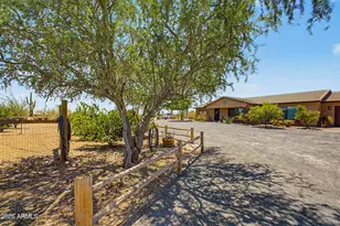 32510 N 165th Ave, Surprise, AZ 85387 - Photo 2
