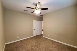 4068 W Crescent Rd, San Tan Valley, AZ 85144 - Photo 10
