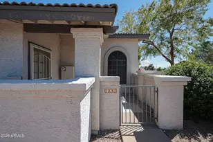 1718 S Longmore St, Mesa, AZ 85202 - Photo 2