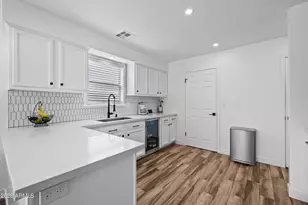7425 W Ocotillo Rd, Glendale, AZ 85303 - Photo 18