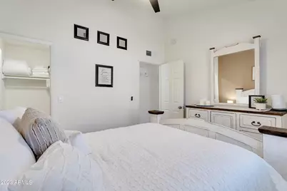8914 W Desert Jewel Drive, Peoria, AZ 85345 - Photo 10