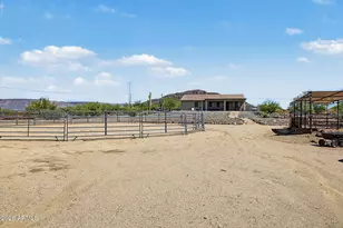 305 W Leann Ln, New River, AZ 85087 - Photo 38