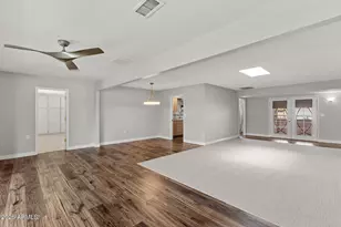 10944 W Saratoga Cir, Sun City, AZ 85351 - Photo 24