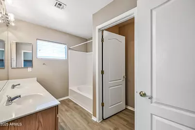 8053 W Waltann Lane, Peoria, AZ 85382 - Photo 14