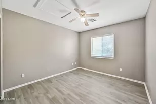 8053 W Waltann Ln, Peoria, AZ 85382 - Photo 18