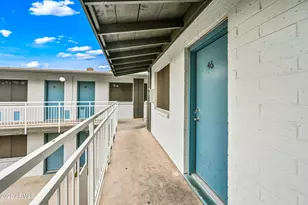 3025 N 32nd St, Phoenix, AZ 85018 - Photo 1