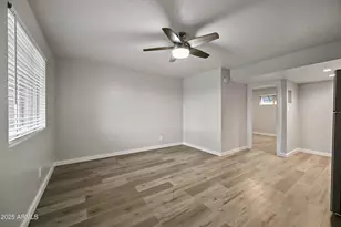 3025 N 32nd St, Phoenix, AZ 85018 - Photo 2