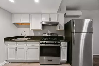 3025 N 32nd Street #Apt 46, Phoenix, AZ 85018 - Photo 6
