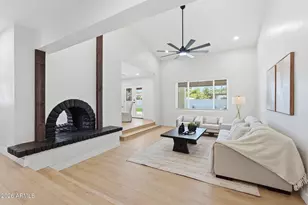 129 E Citation Ln, Tempe, AZ 85284 - Photo 8
