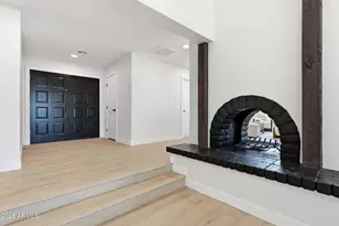 129 E Citation Ln, Tempe, AZ 85284 - Photo 6