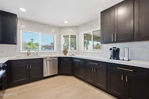 129 E Citation Ln, Tempe, AZ 85284 - Photo 18