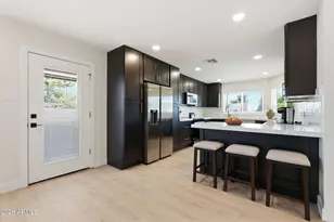 129 E Citation Ln, Tempe, AZ 85284 - Photo 16