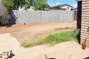 616 E Papago Dr, Tempe, AZ 85288 - Photo 18