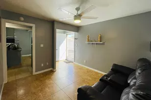 3720 W Mauna Loa Ln, Phoenix, AZ 85053 - Photo 6