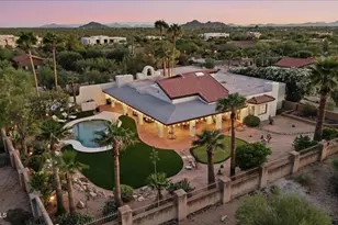 8956 E Venus Dr, Carefree, AZ 85377 - Photo 4