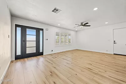 18801 N 23rd Avenue, Phoenix, AZ 85027 - Photo 4