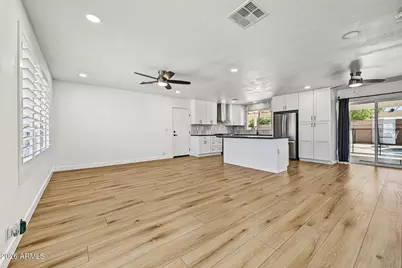 18801 N 23rd Avenue, Phoenix, AZ 85027 - Photo 6
