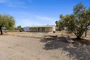 65821 N Arizona St, Cibola, AZ 85328 - Photo 2