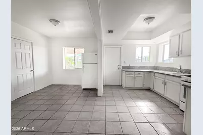 1625 N 31st Street, Phoenix, AZ 85008 - Photo 8