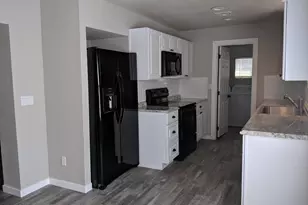 419 W 10th St, Eloy, AZ 85131 - Photo 8