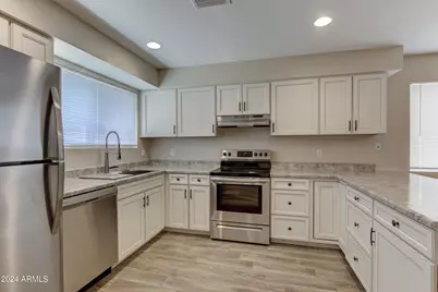 5111 W Beverly Lane, Glendale, AZ 85306 - Photo 10