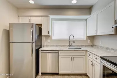 5111 W Beverly Lane, Glendale, AZ 85306 - Photo 16