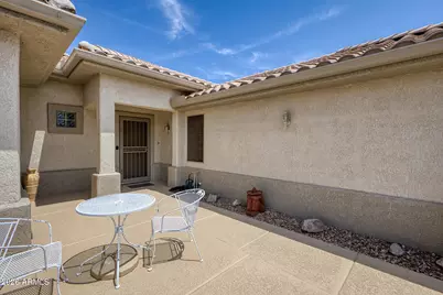16132 W Sun Prairie Lane, Surprise, AZ 85374 - Photo 4