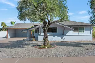 3904 E Sahuaro Dr, Phoenix, AZ 85028 - Photo 1