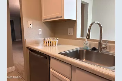 461 W Holmes Avenue #211, Mesa, AZ 85210 - Photo 4