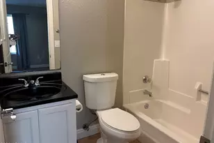 461 W Holmes Ave, Mesa, AZ 85210 - Photo 10