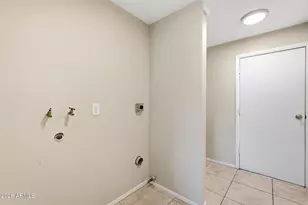 1323 W Morrow Dr, Phoenix, AZ 85027 - Photo 30