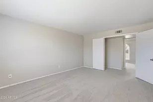 1323 W Morrow Dr, Phoenix, AZ 85027 - Photo 18